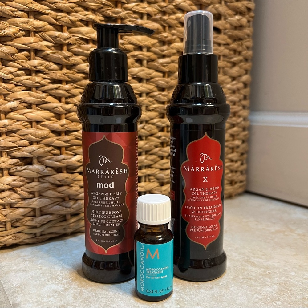 MoroccanOil + Marrakesh Hair Bundle: Leave-In Treatment + Argan Oil Therapy